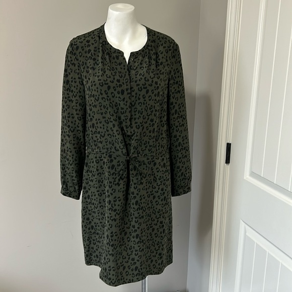 RAILS Haha Olive Cheetah Shirt Dress Drawstring Waist Blouson Silk Sz XS - Picture 4 of 12